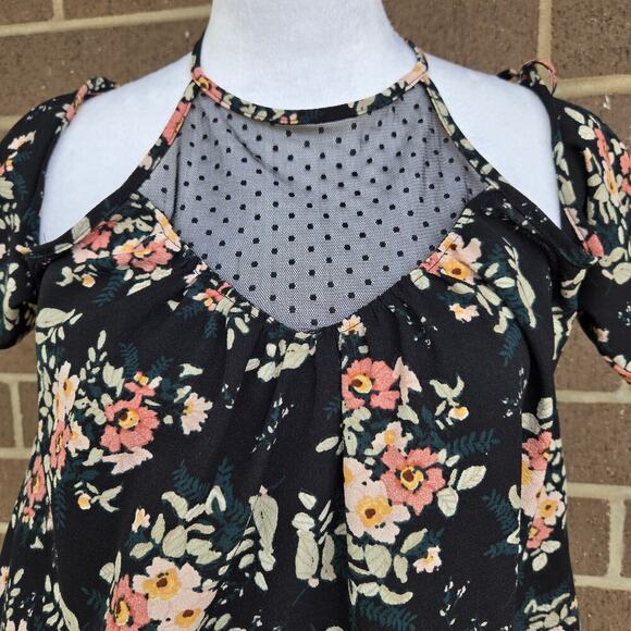 Mi Ami Floral Print Cold Shoulder Top Blouse Halter Neck Size M Feminine - Picture 2 of 7